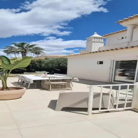 The White Pearl Villa * Albufeira